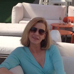 Meet your Posher, Lesley